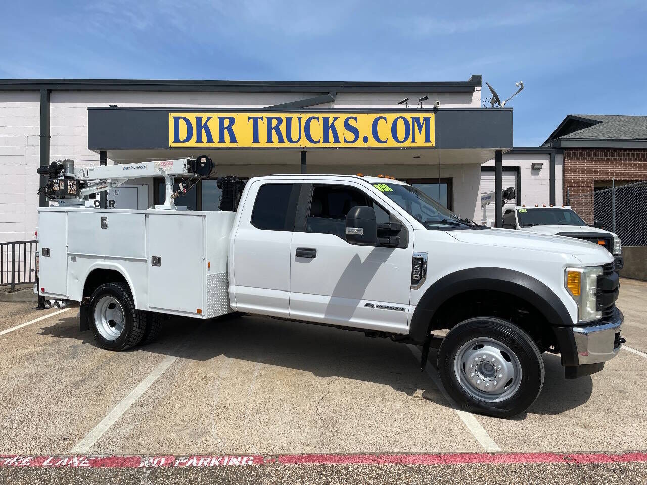 2017 FORD F-450