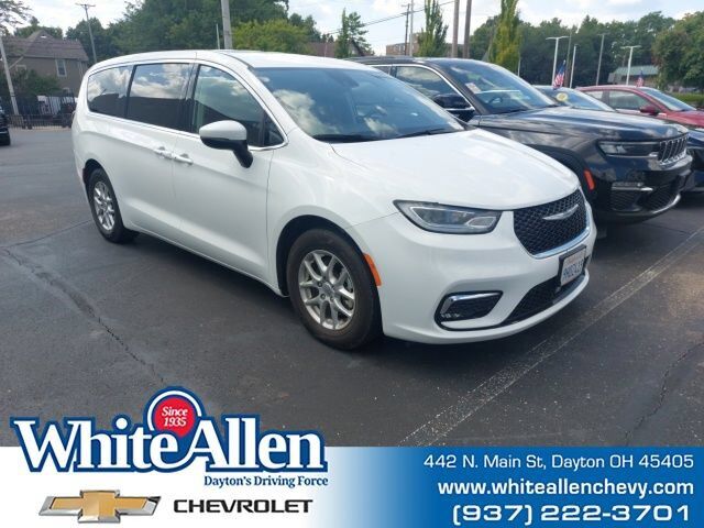 2023 CHRYSLER Pacifica