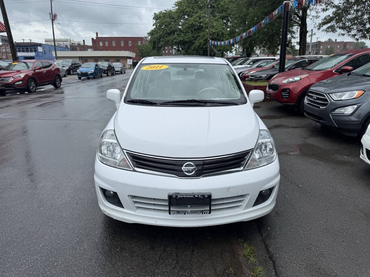 2011 NISSAN Versa