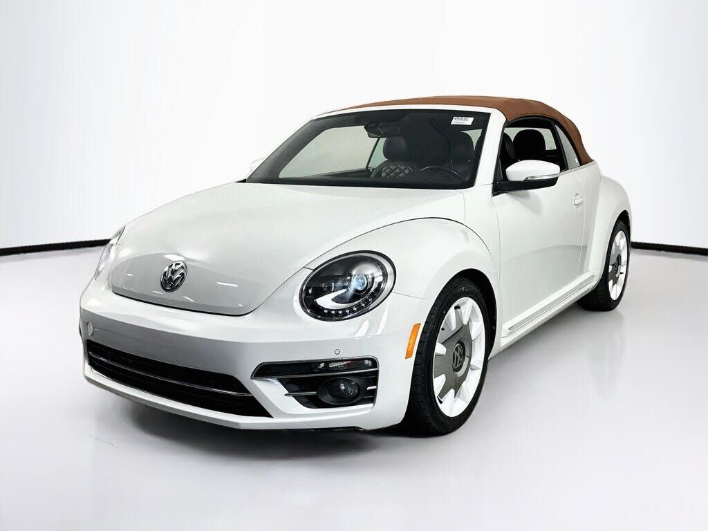 2019 VOLKSWAGEN Beetle