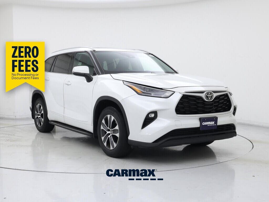 2022 TOYOTA Highlander