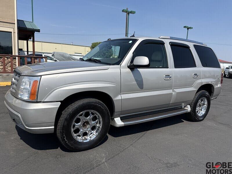 2004 CADILLAC Escalade