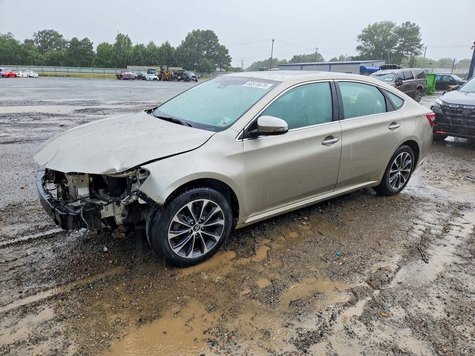 2017 TOYOTA Avalon