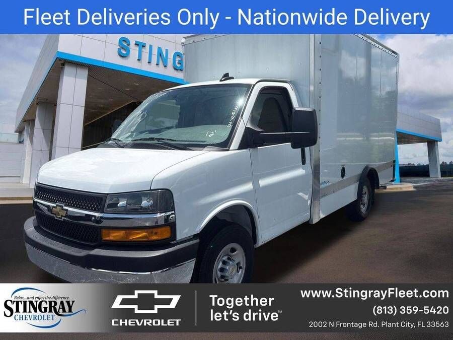 2025 CHEVROLET Express