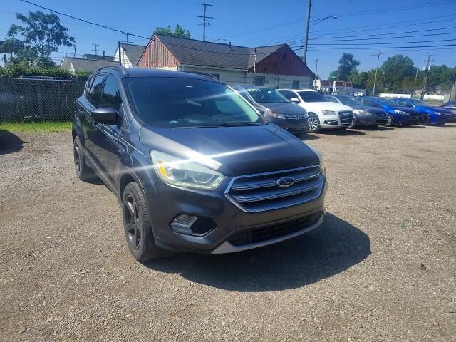 2017 FORD Escape