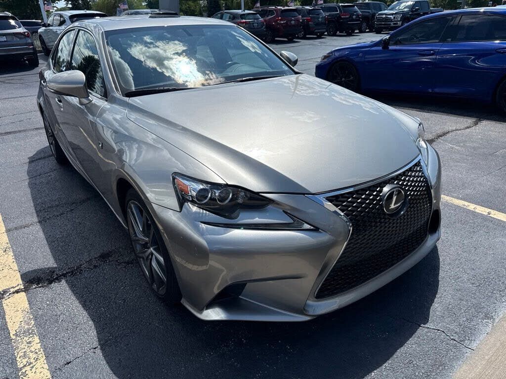 2016 LEXUS IS