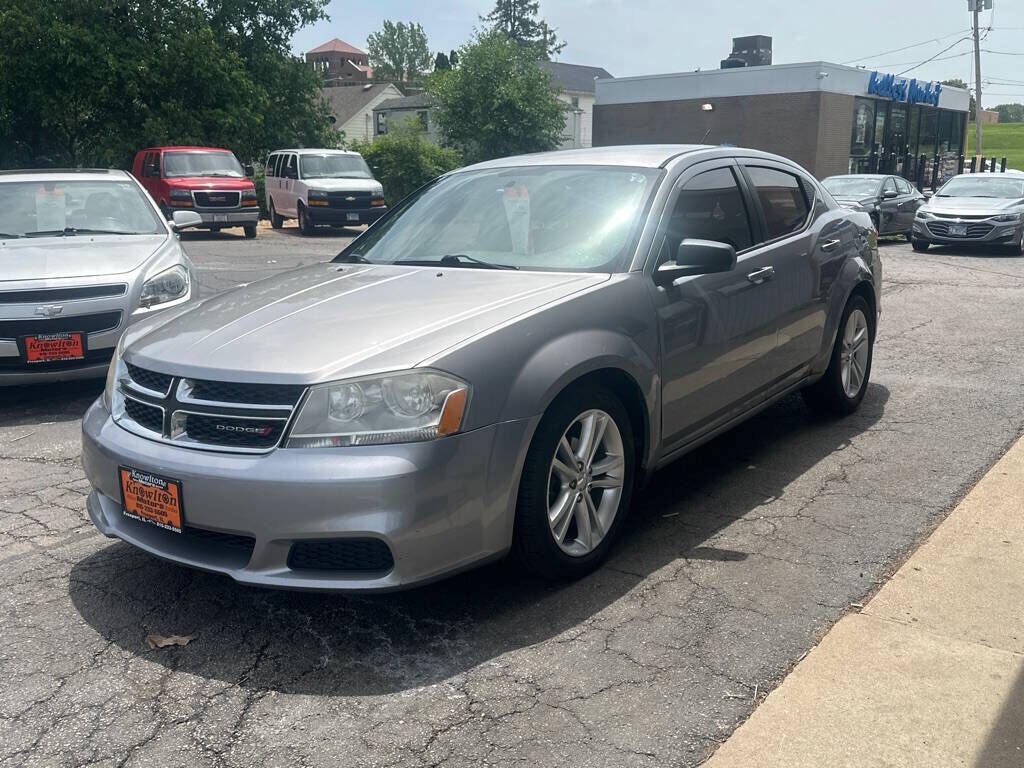 2013 DODGE Avenger