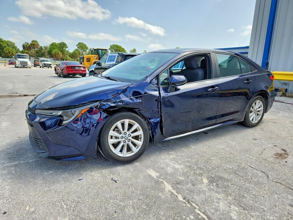 2024 TOYOTA Corolla