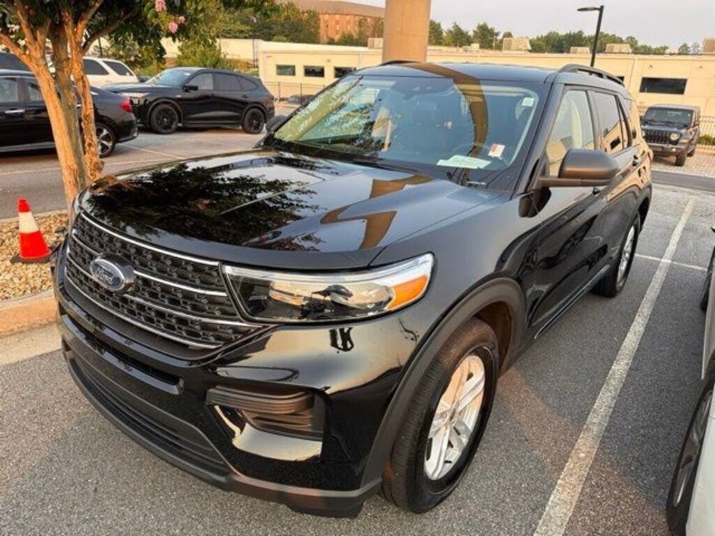 2023 FORD Explorer
