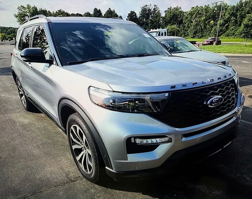 2021 FORD Explorer