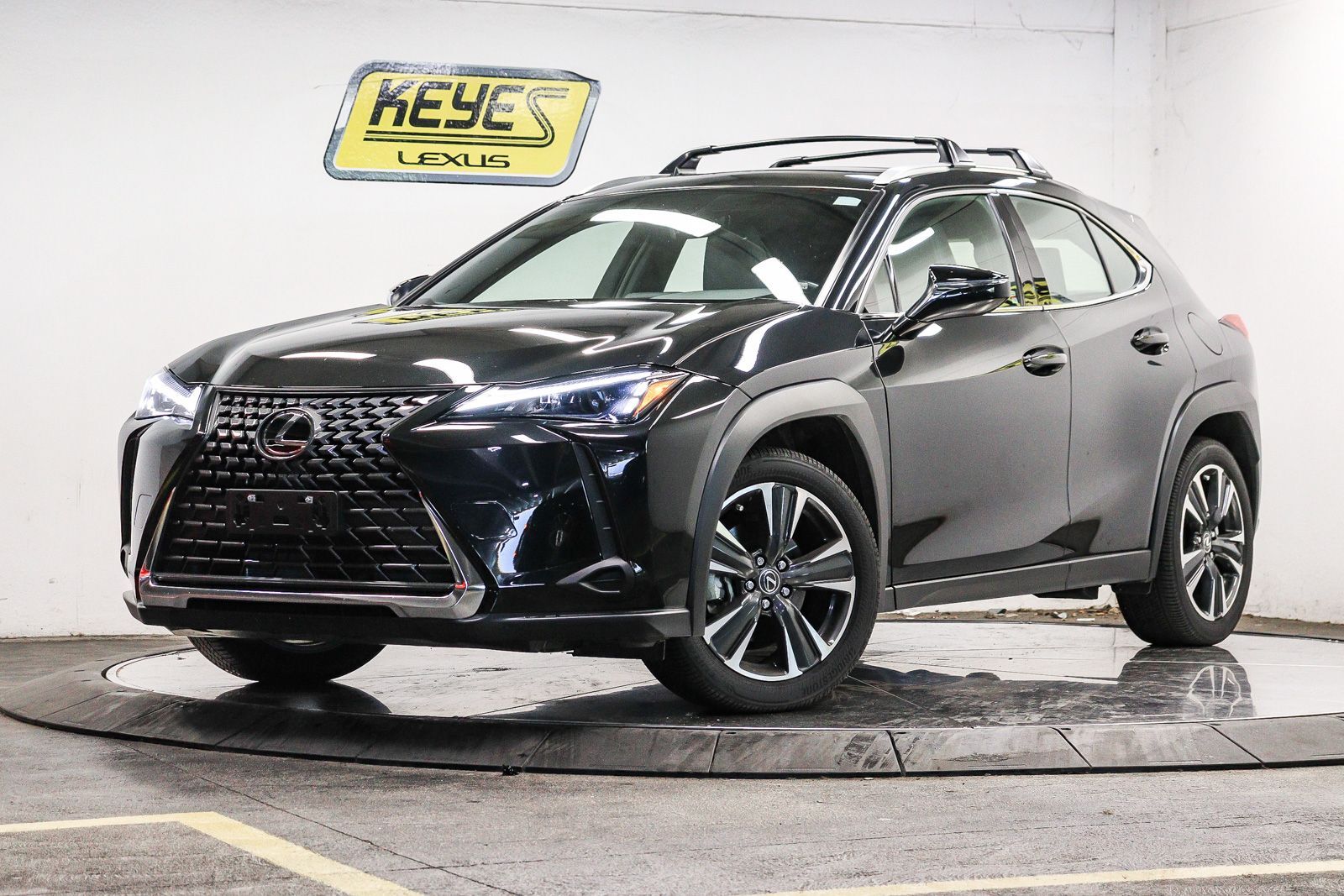 2025 LEXUS UX