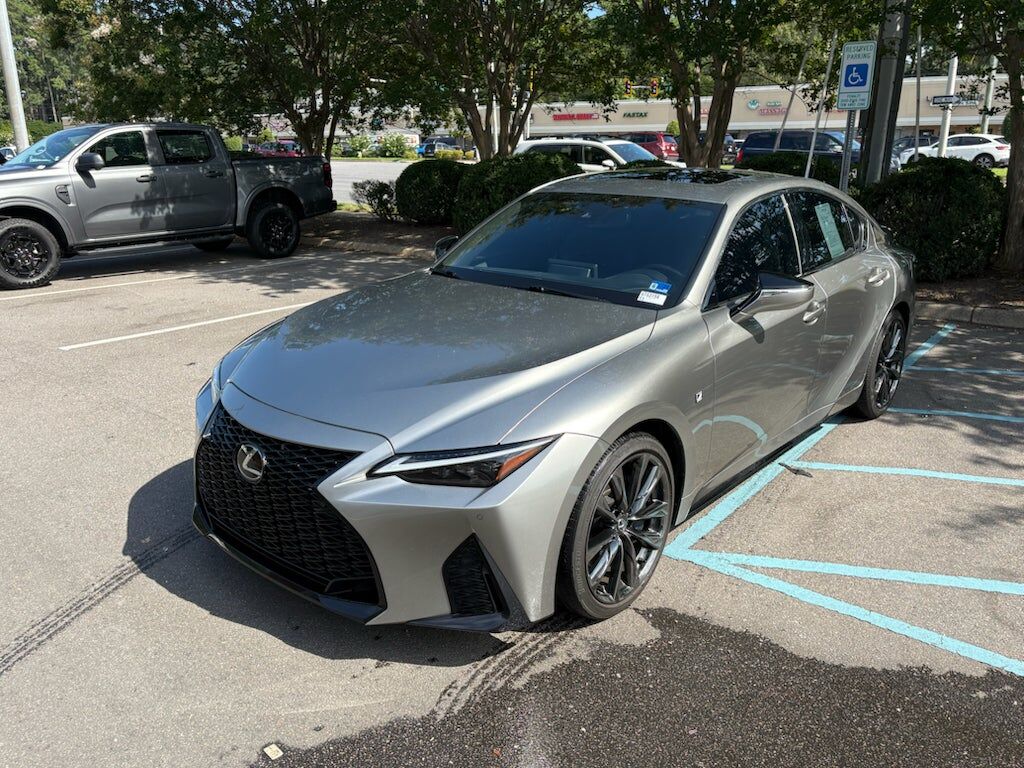 2023 LEXUS IS