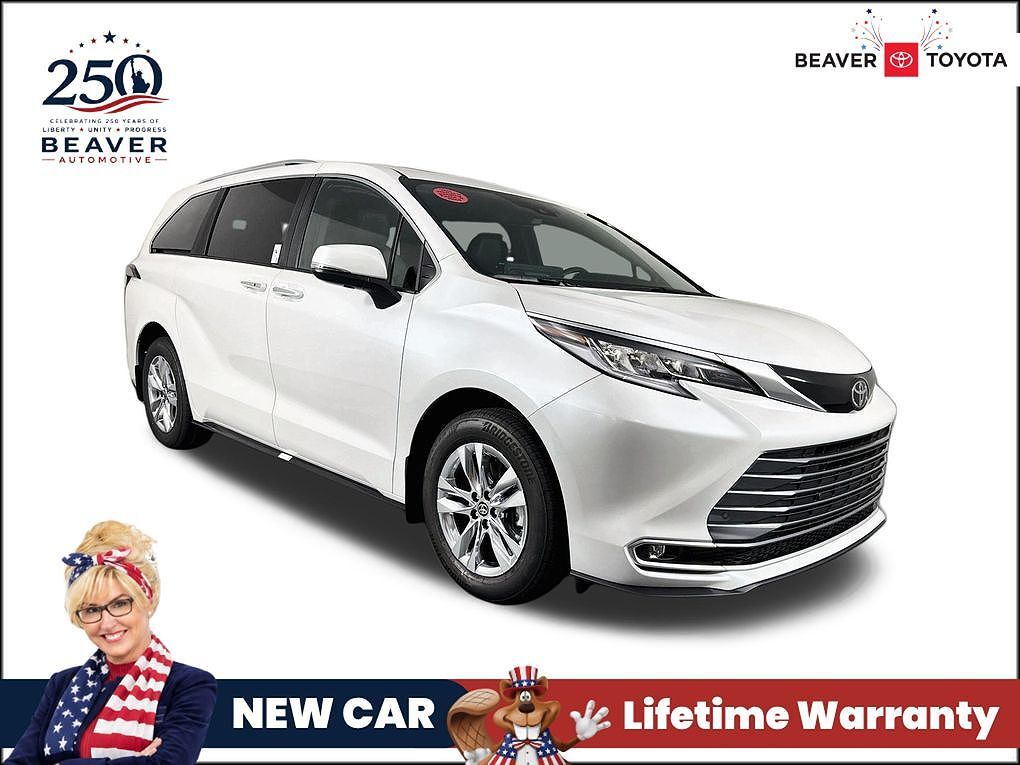 2026 TOYOTA Sienna