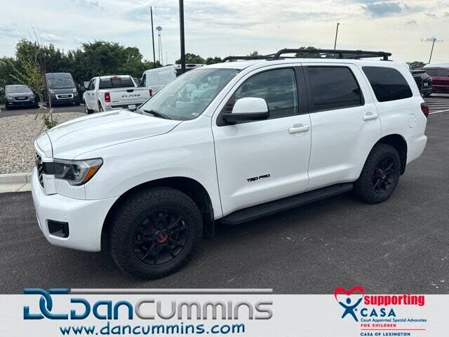 2020 TOYOTA Sequoia