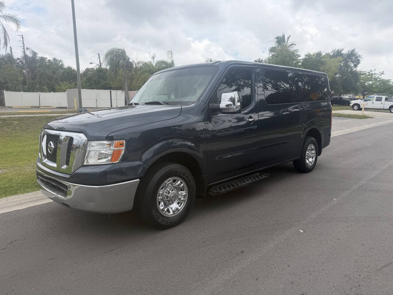 2017 NISSAN NV3500