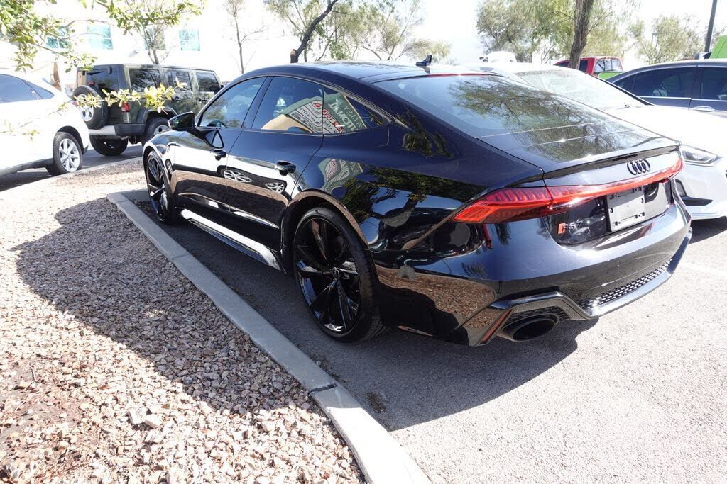 2021 AUDI RS7
