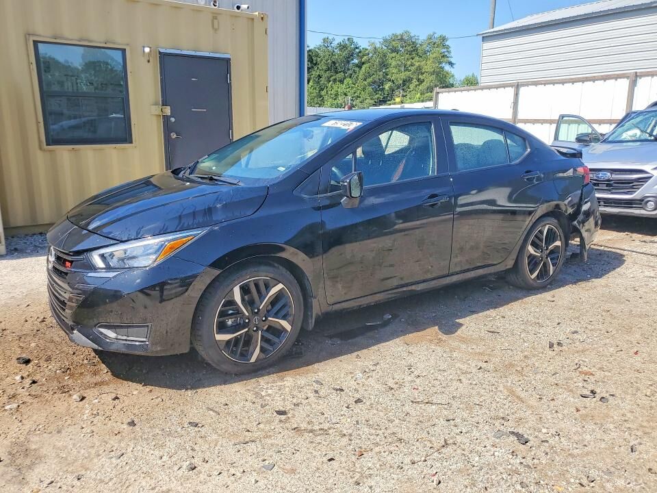 2025 NISSAN Versa