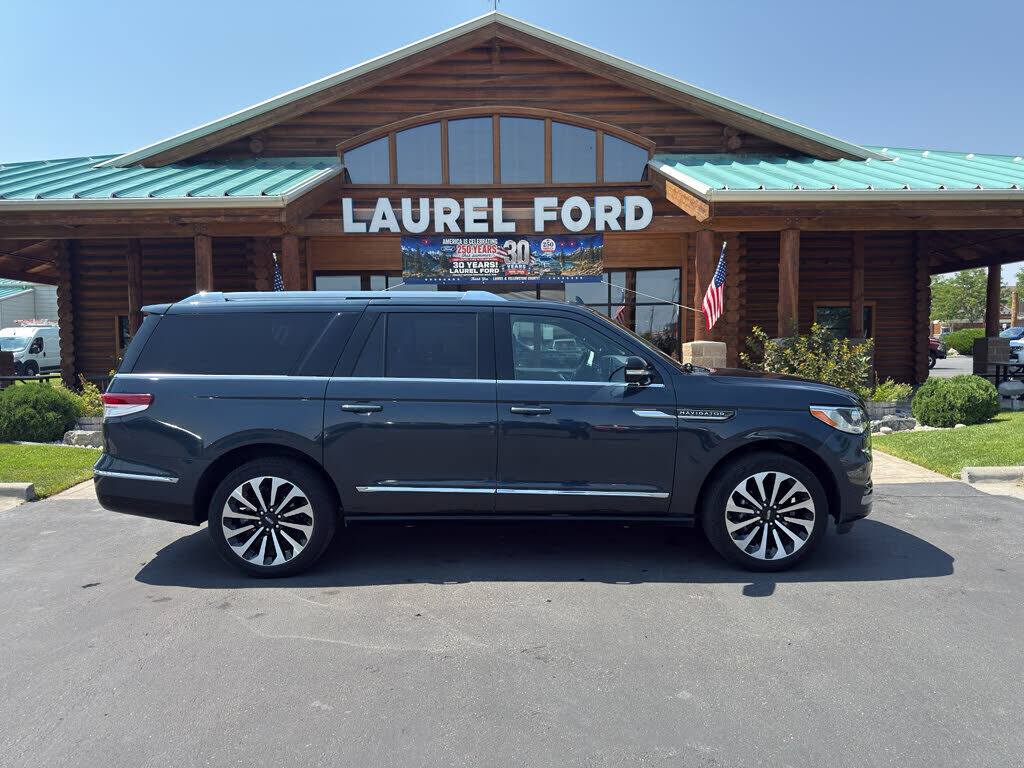 2024 LINCOLN Navigator L