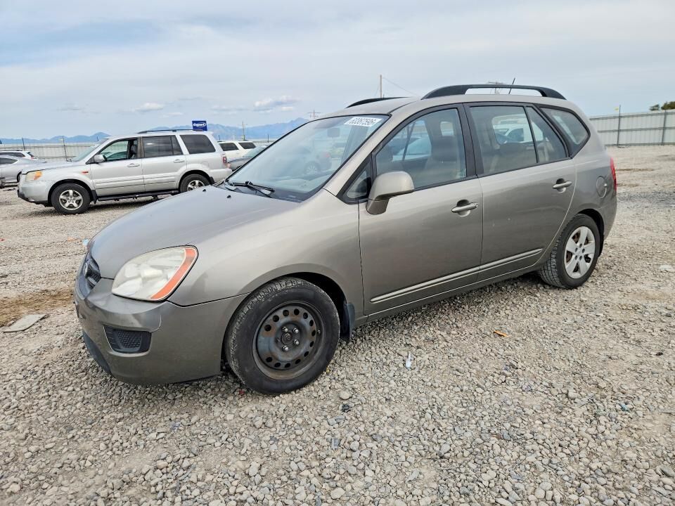 2009 KIA Rondo