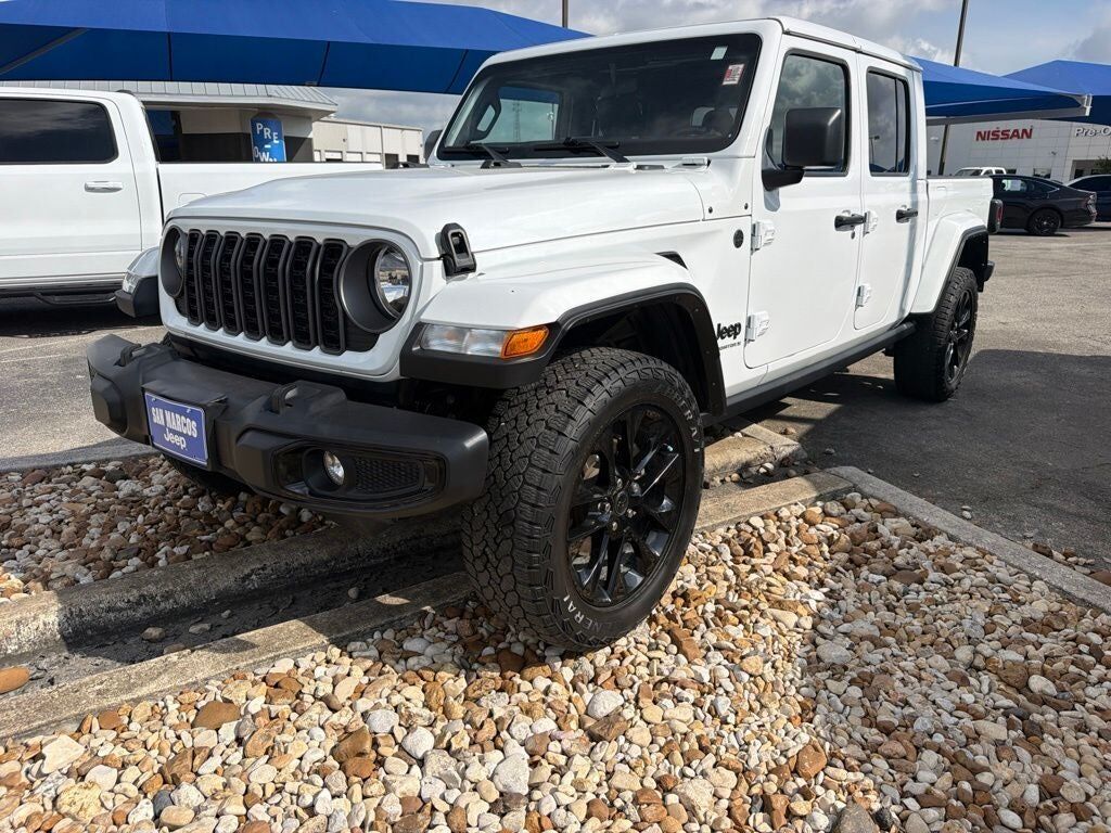 2024 JEEP Gladiator