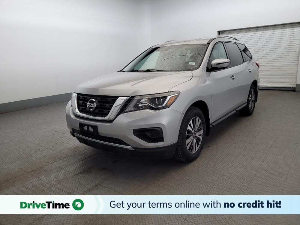 2017 NISSAN Pathfinder