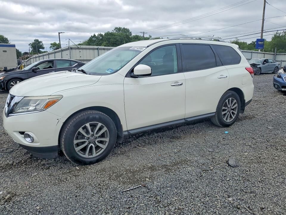 2016 NISSAN Pathfinder