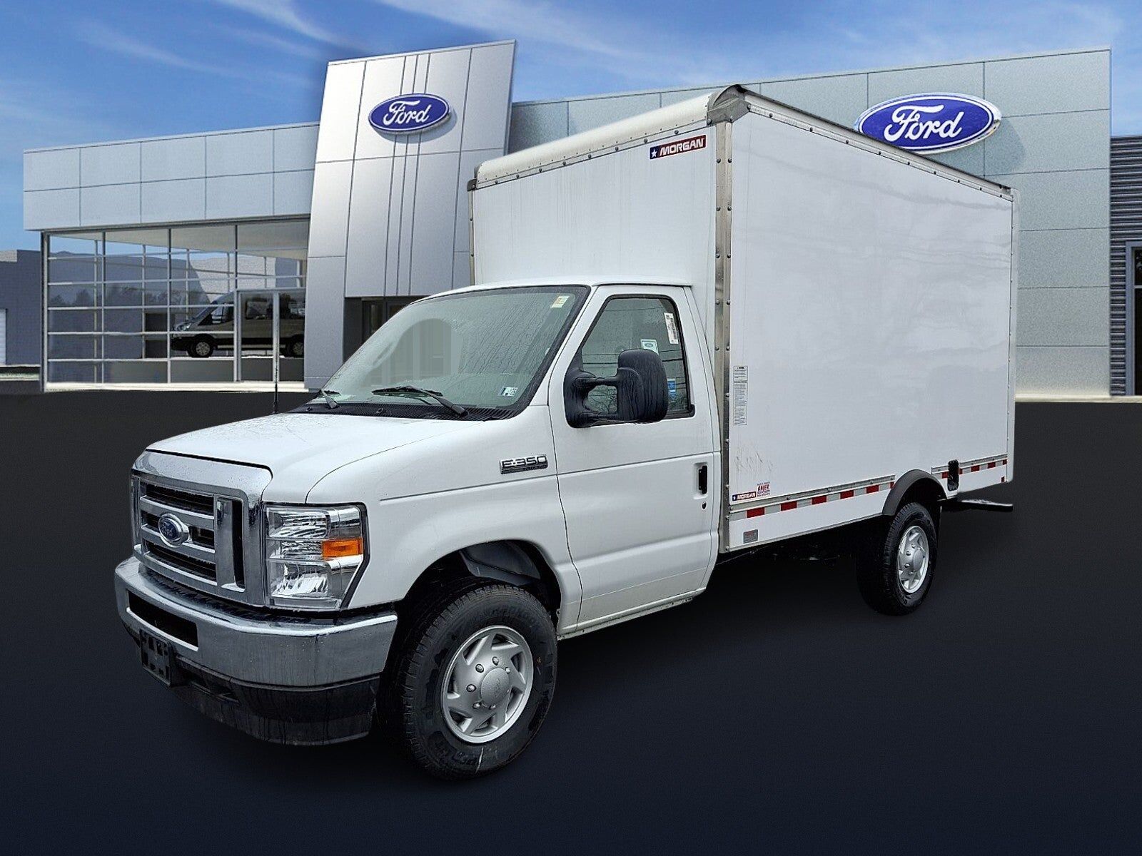 2025 FORD E-350
