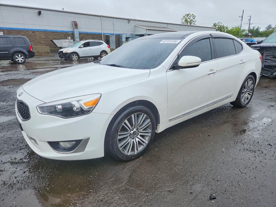 2016 KIA Cadenza
