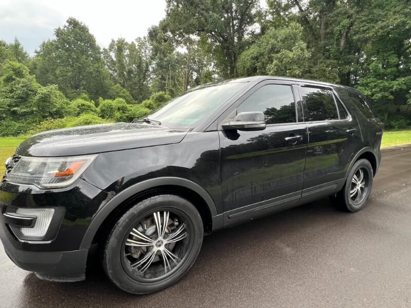 2016 FORD Explorer