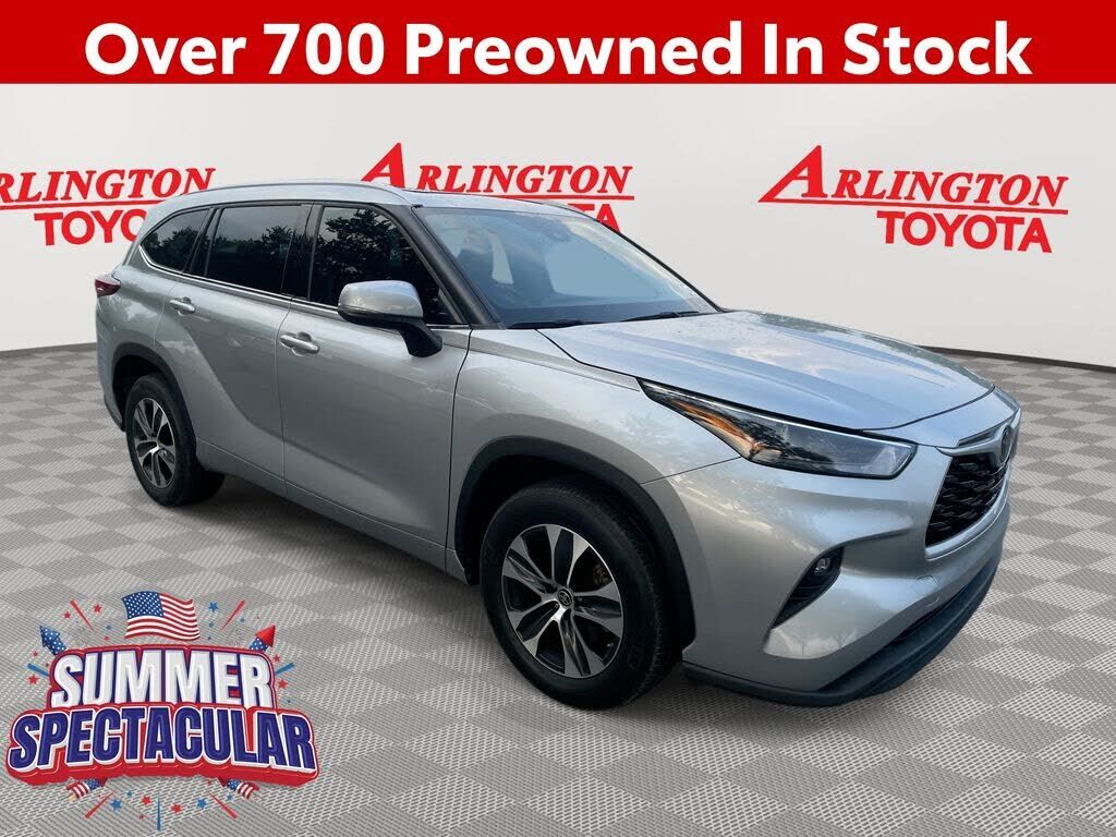 2022 TOYOTA Highlander