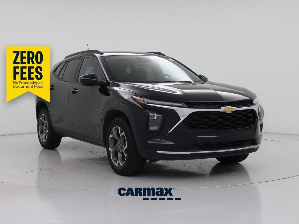 2025 CHEVROLET Trax