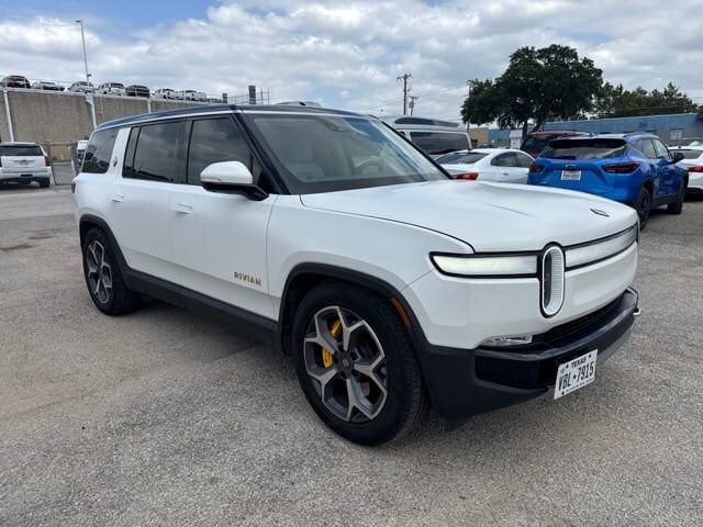 2023 RIVIAN R1S