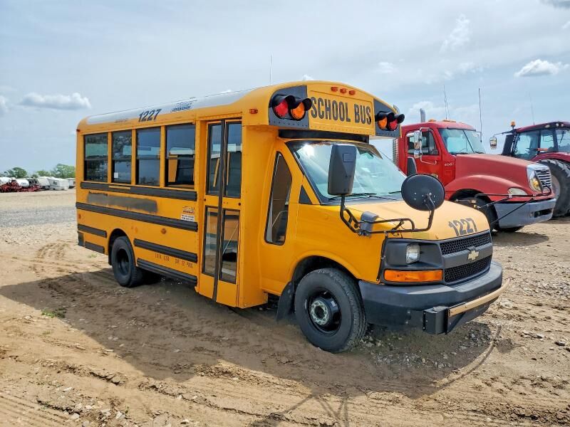 2011 CHEVROLET Express