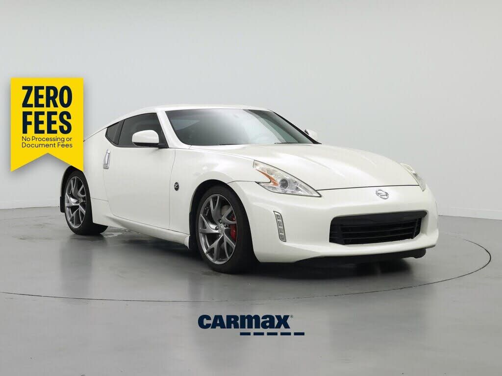 2017 NISSAN 370Z