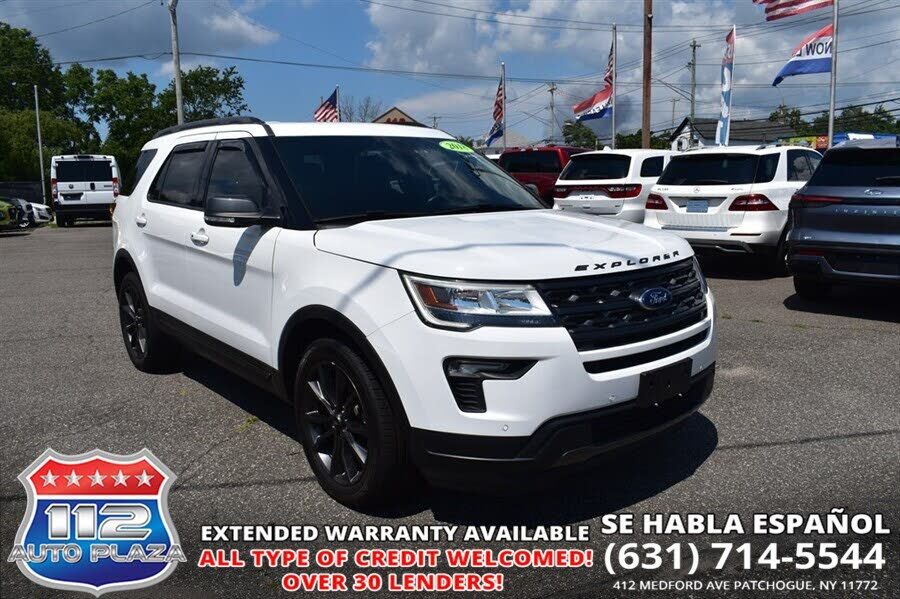 2018 FORD Explorer