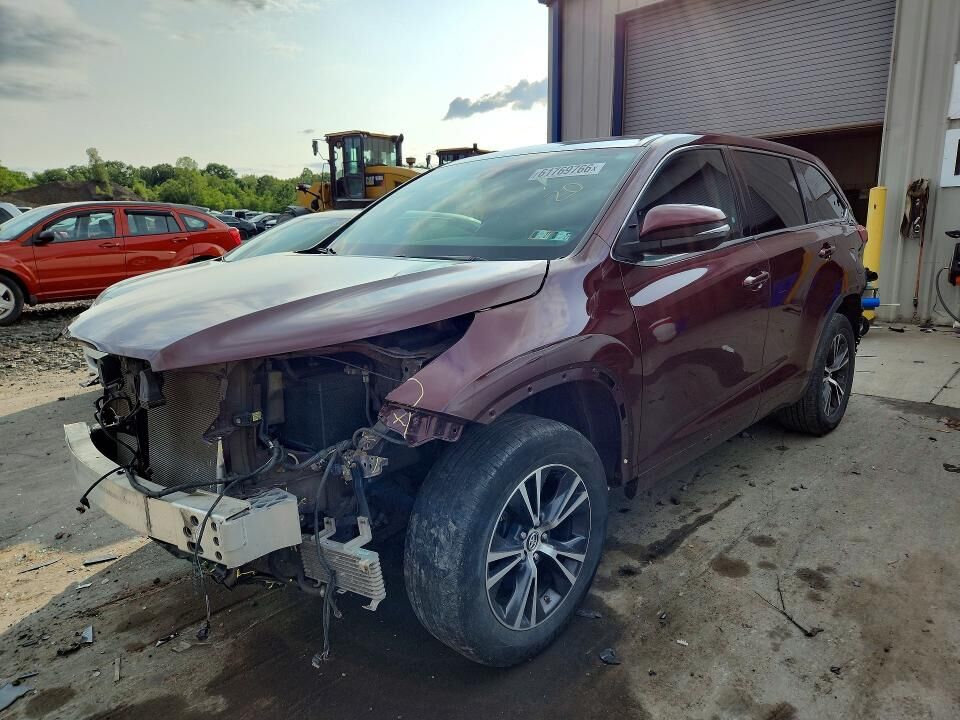 2018 TOYOTA Highlander