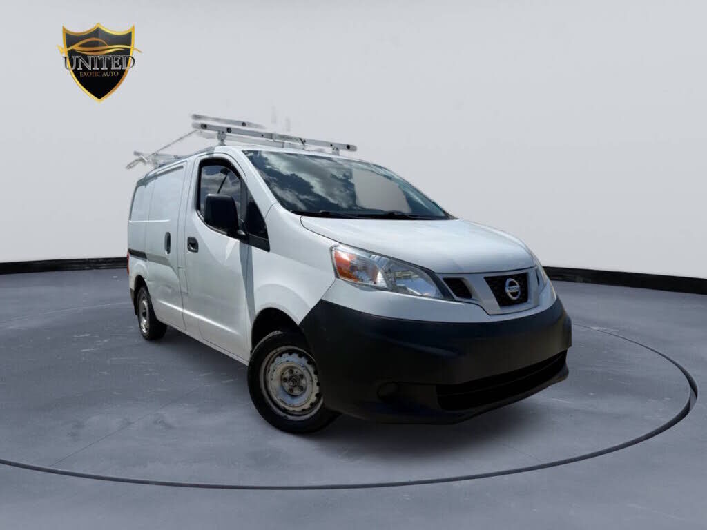 2018 NISSAN NV200