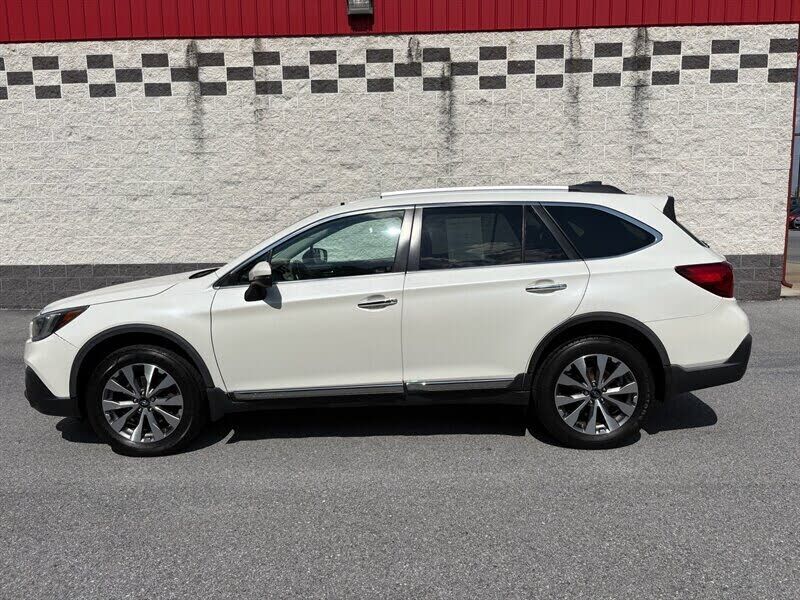 2019 SUBARU Outback