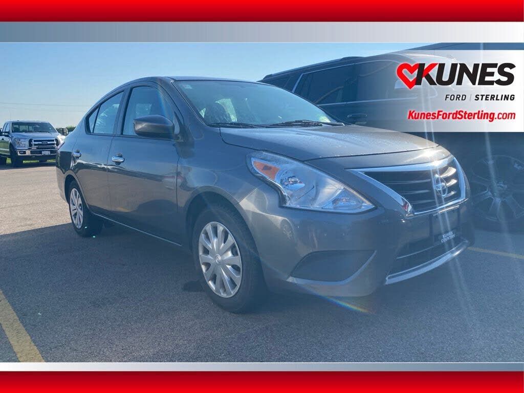 2017 NISSAN Versa