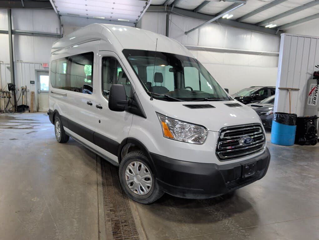 2019 FORD Transit