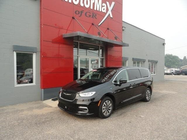 2024 CHRYSLER Pacifica