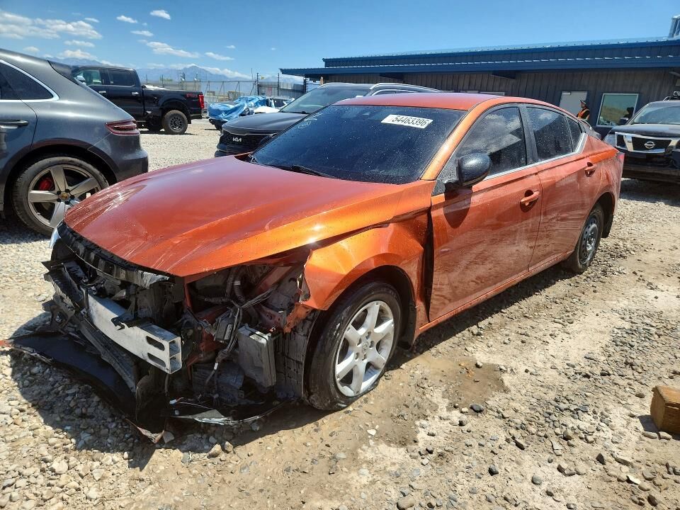 2022 NISSAN Altima