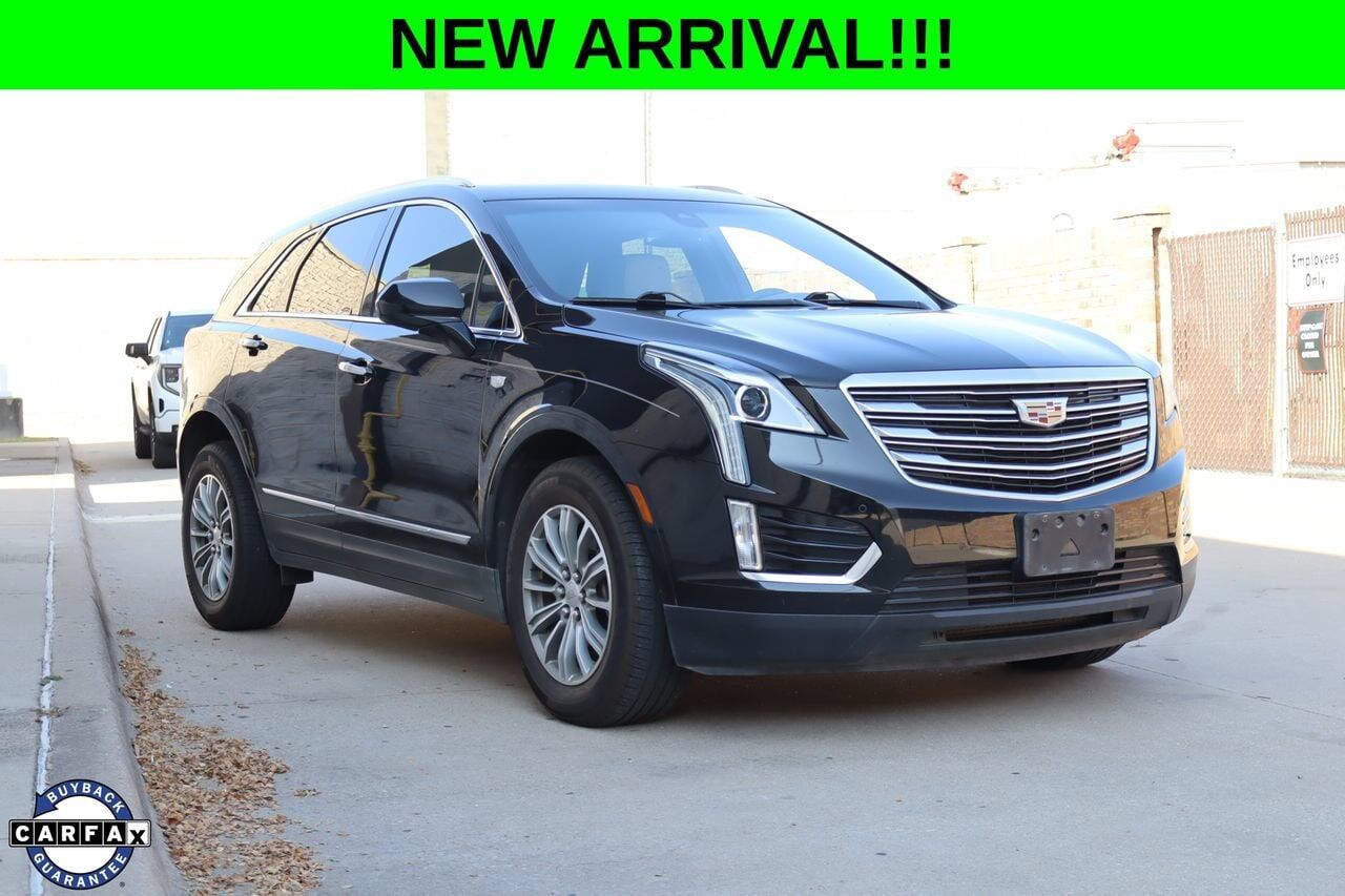 2017 CADILLAC XT5
