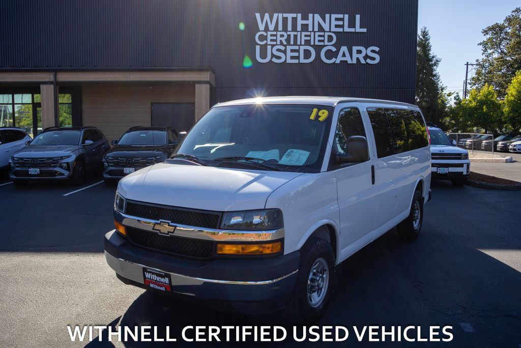 2019 CHEVROLET Express