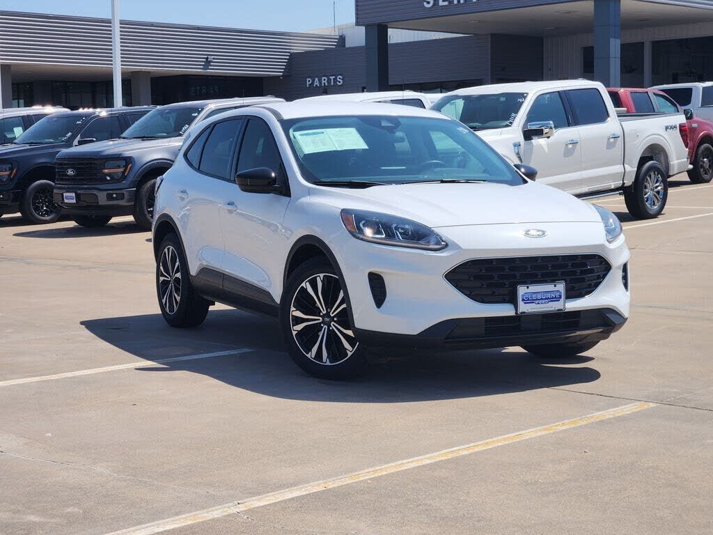 2022 FORD Escape