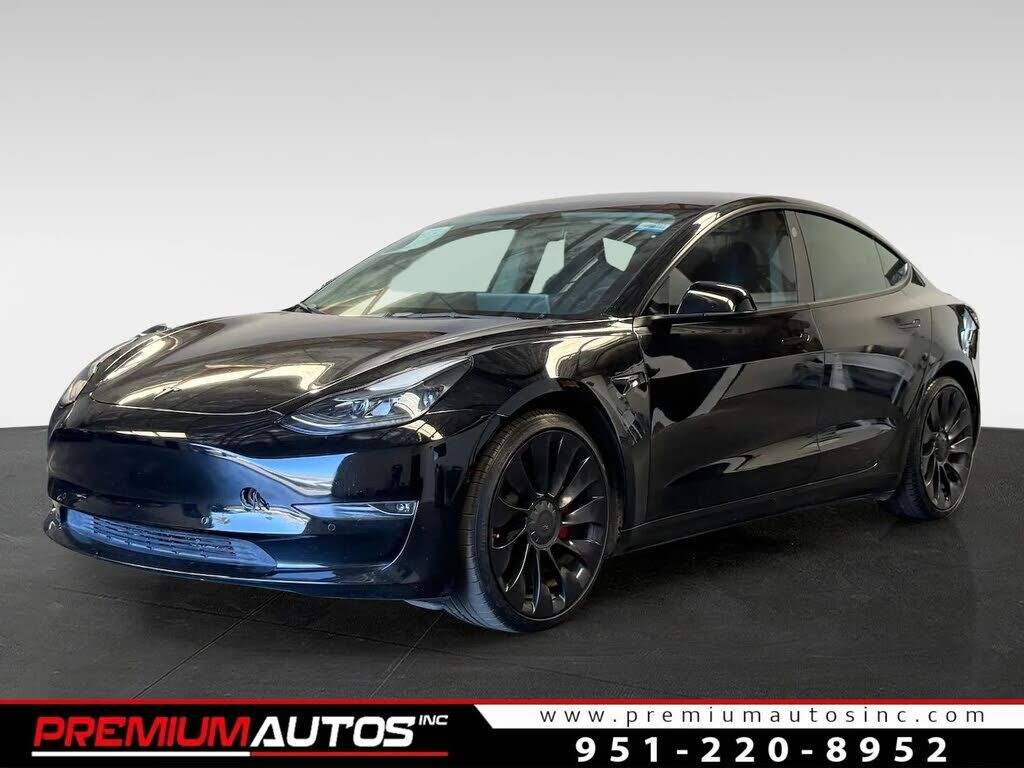 2022 TESLA Model 3