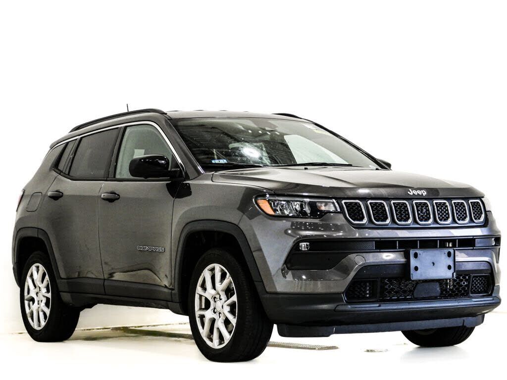 2023 JEEP Compass