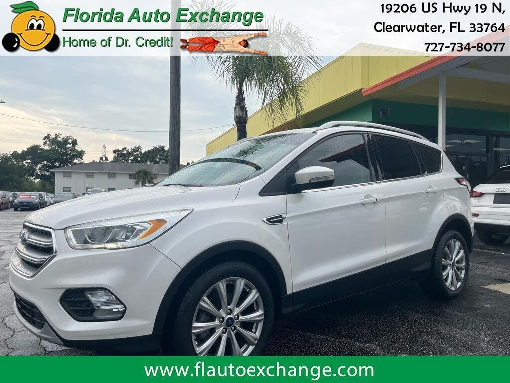 2017 FORD Escape