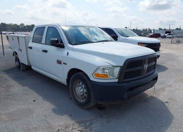 2012 DODGE Ram
