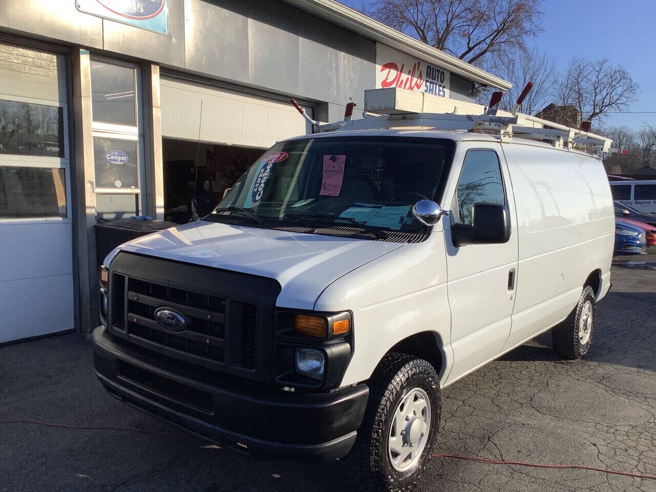 2013 FORD E-350